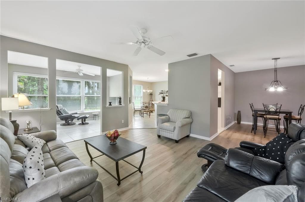 1340 Charleston Square Dr #101, Naples