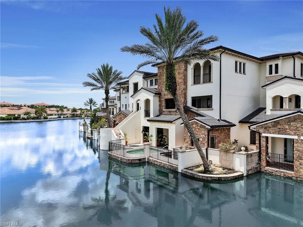 16649 Toscana Cir #803, Naples