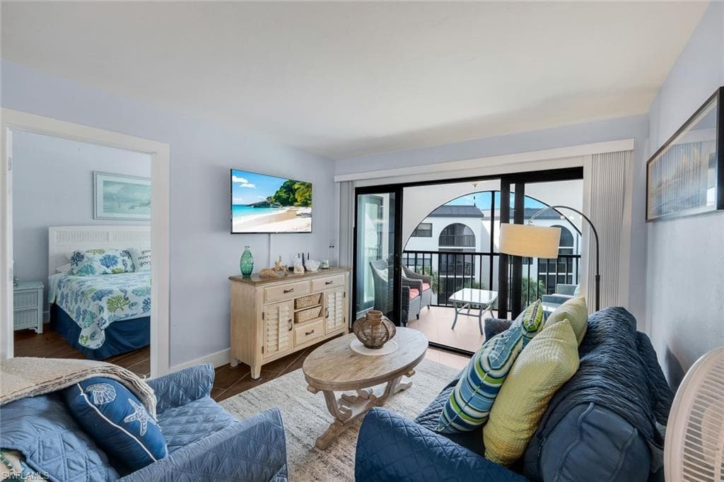 1023 Anglers Cv #e505, Marco Island, photo 2