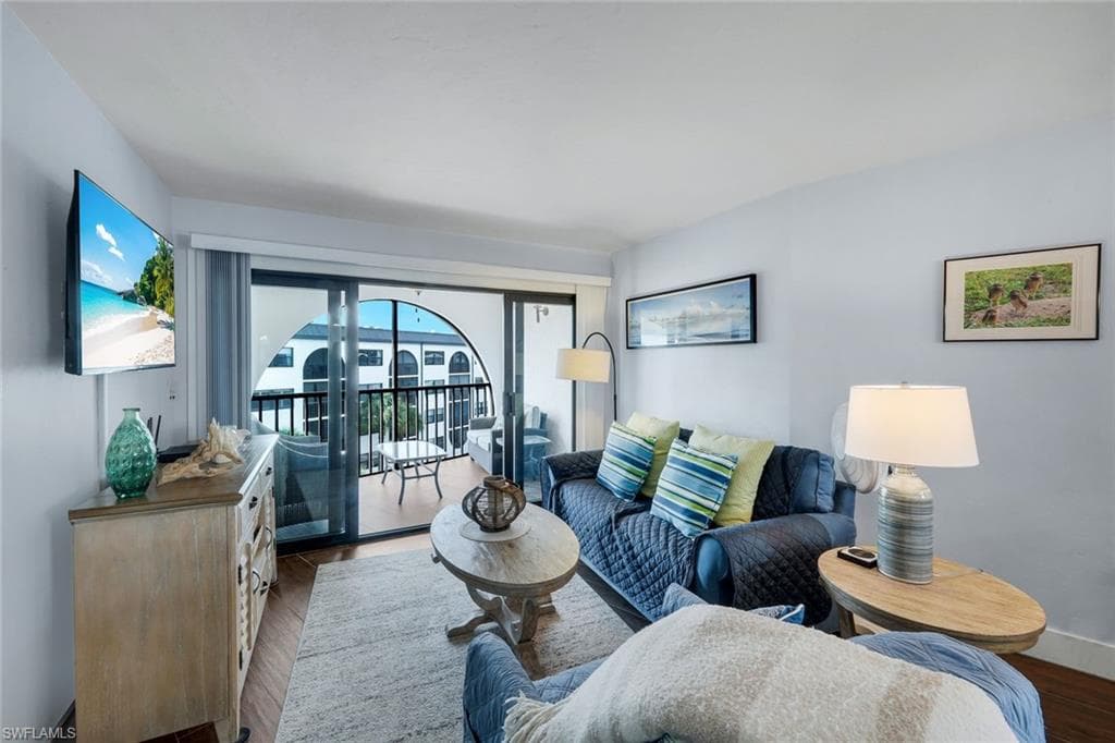 1023 Anglers Cv #e505, Marco Island
