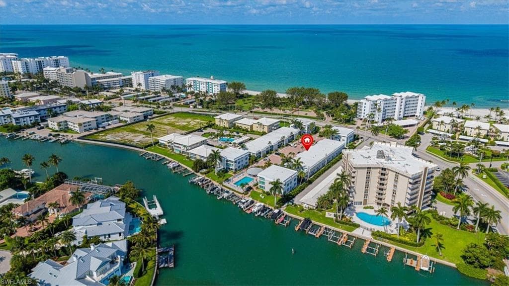 2100 Gulf Shore Blvd #111, Naples