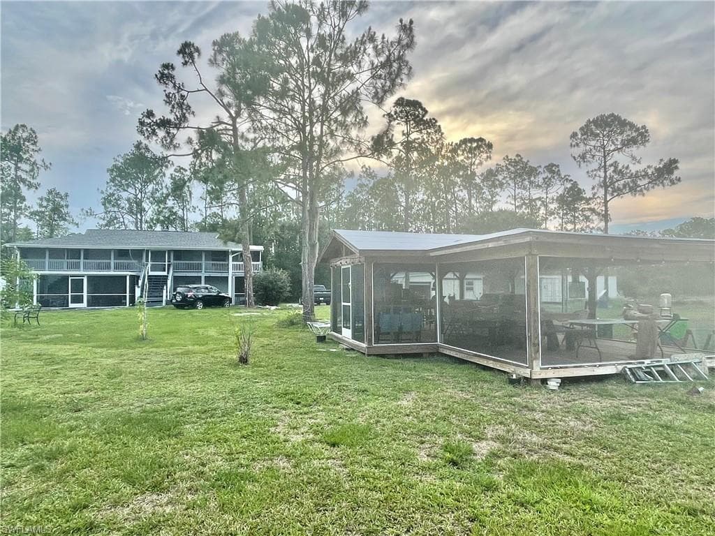 985 Honeybee Dr, Naples, photo 3