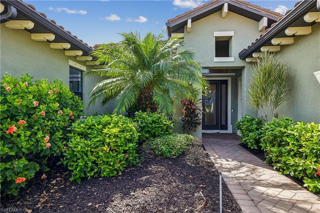 10100 Belcrest Blvd, Fort Myers, photo 2