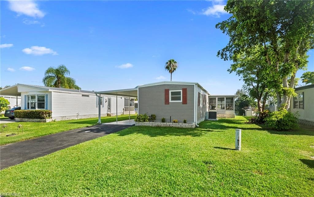 455 Cape Florida Way, Naples, photo 2