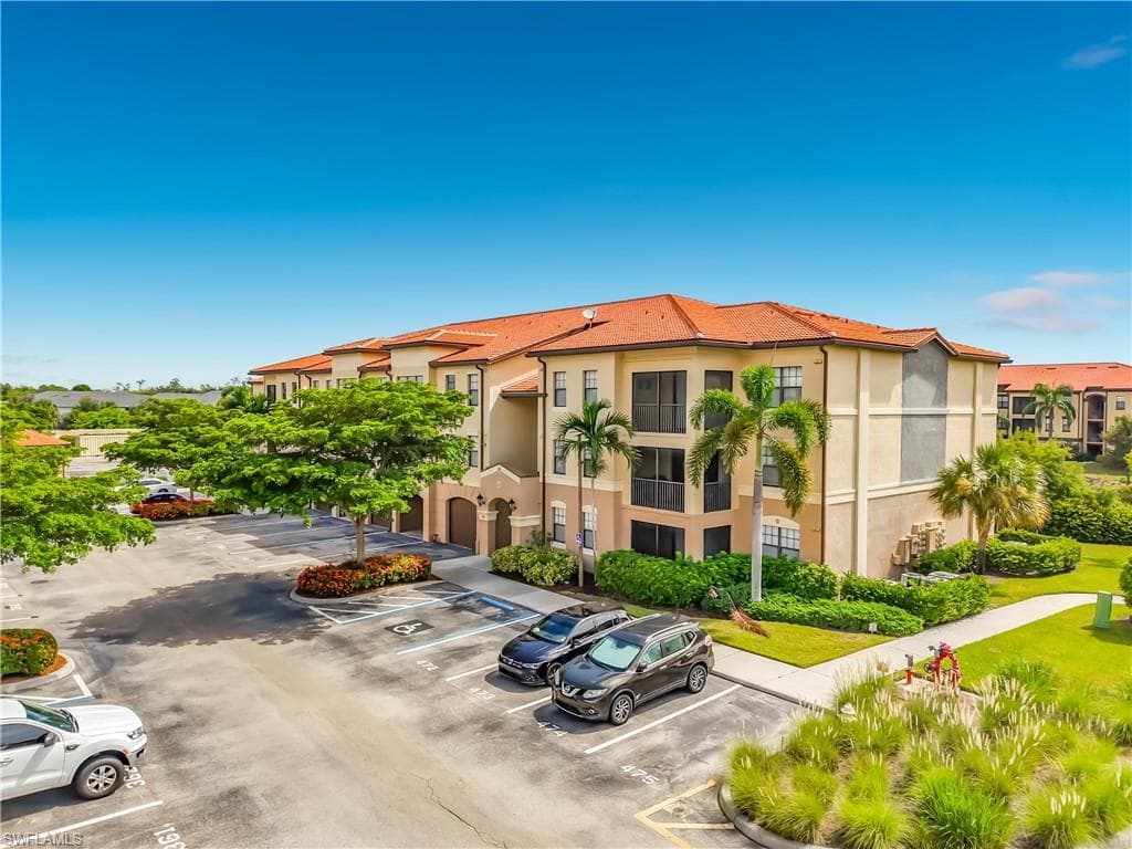12936 Violino Ln #206, Naples