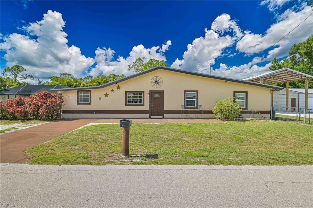 427 Stockton St, North Fort Myers, photo 3
