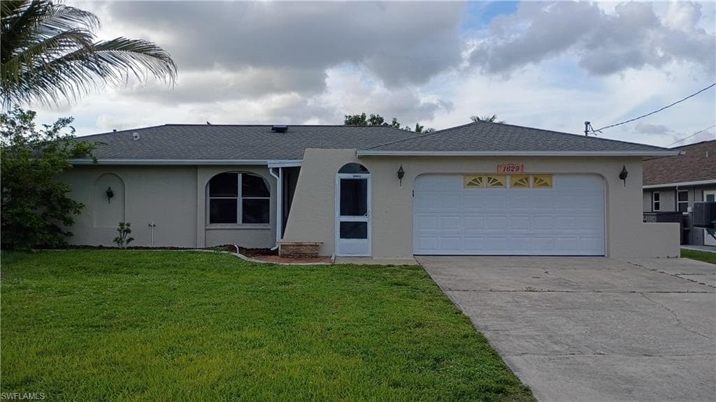 1629 12th St, Cape Coral