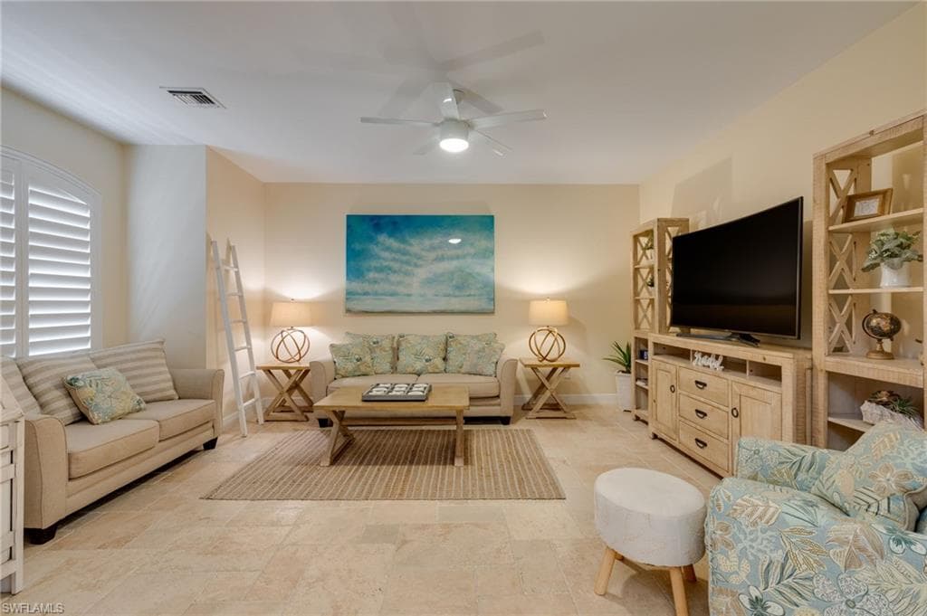 2021 17th Pl, Cape Coral, photo 3