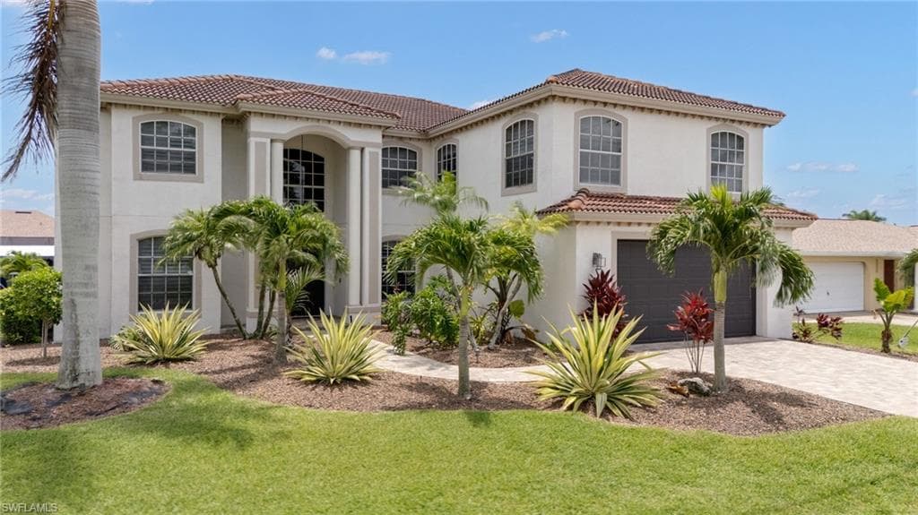 2021 17th Pl, Cape Coral