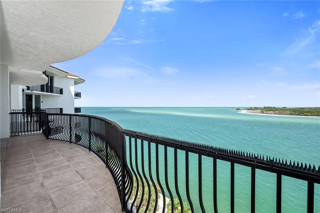 700 La Peninsula Blvd #603, Naples, photo 2