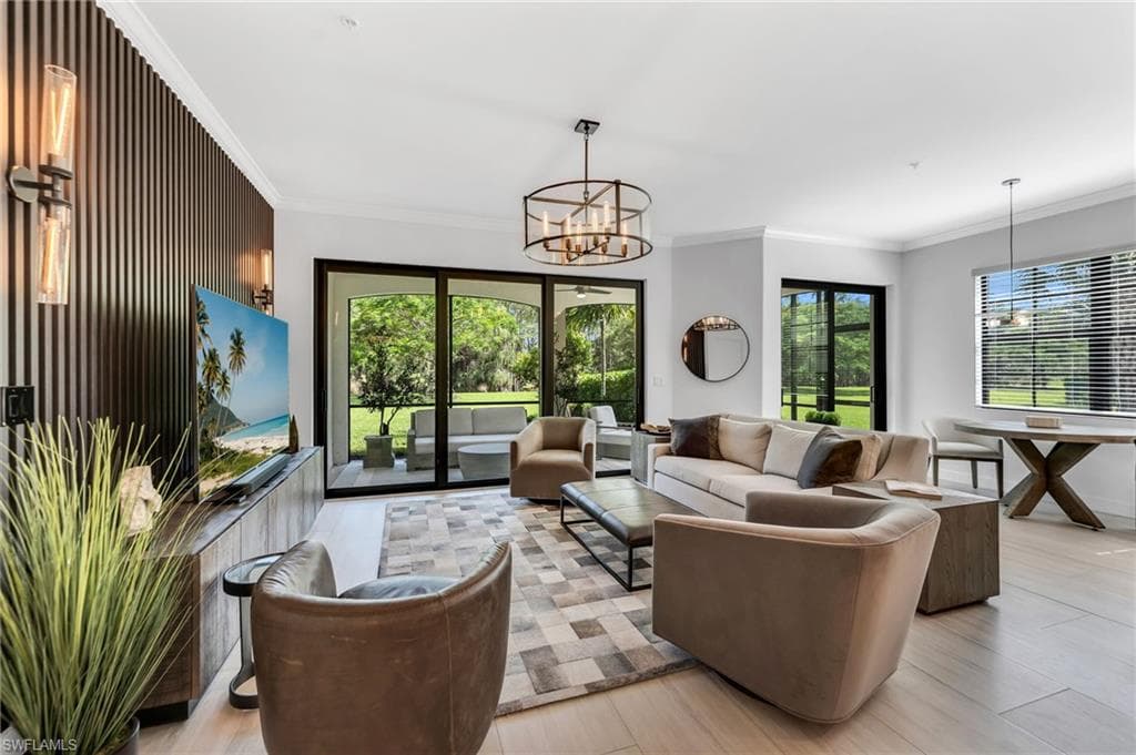 16348 Viansa Way #102, Naples