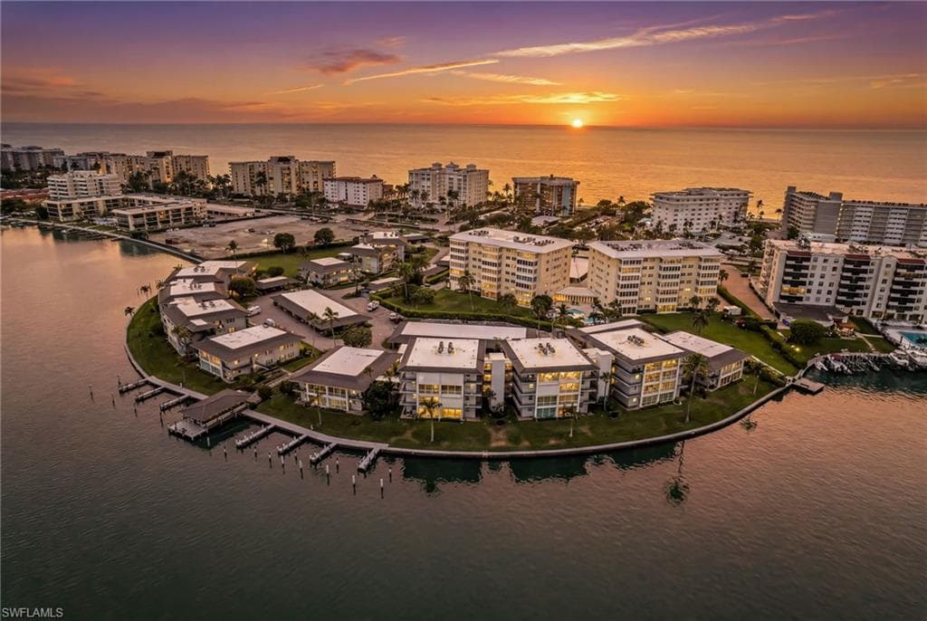 3400 Gulf Shore Blvd #l8, Naples, photo 3