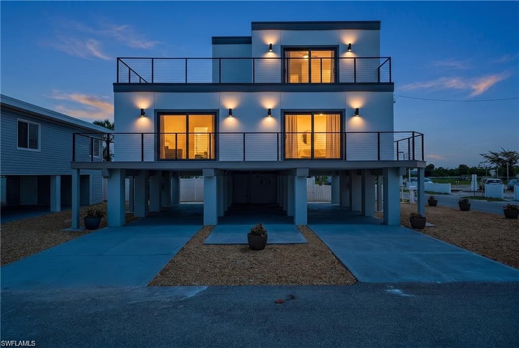 71 Mango St, Fort Myers Beach, photo 2