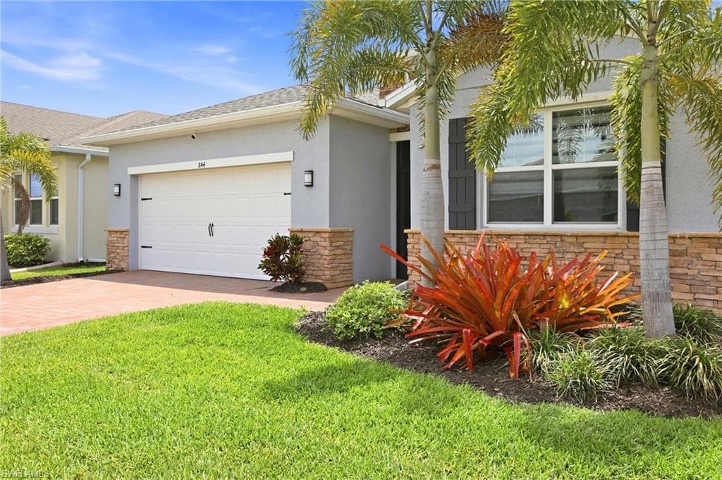 844 Heather Lake Ave, Cape Coral, photo 3
