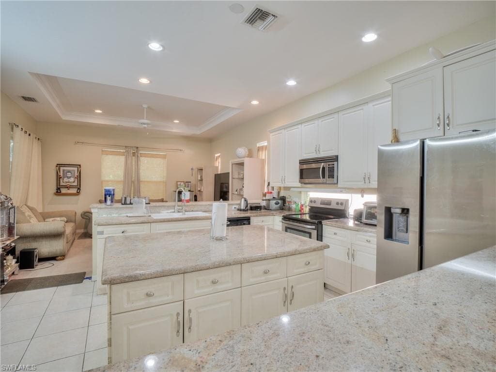 9124 Brendan Preserve Ct, Bonita Springs, photo 2