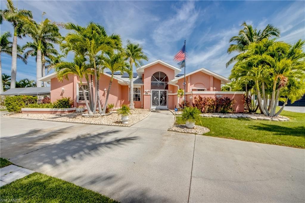 2105 53rd Ter, Cape Coral, photo 2