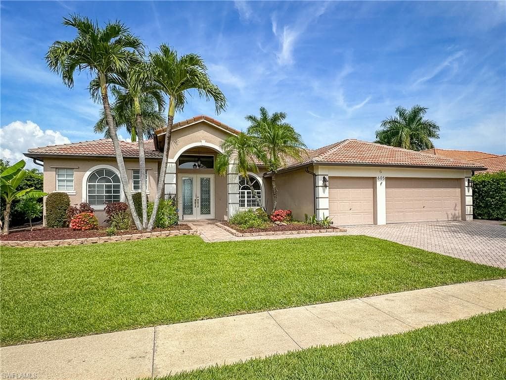 605 Grand Rapids Blvd, Naples, photo 3