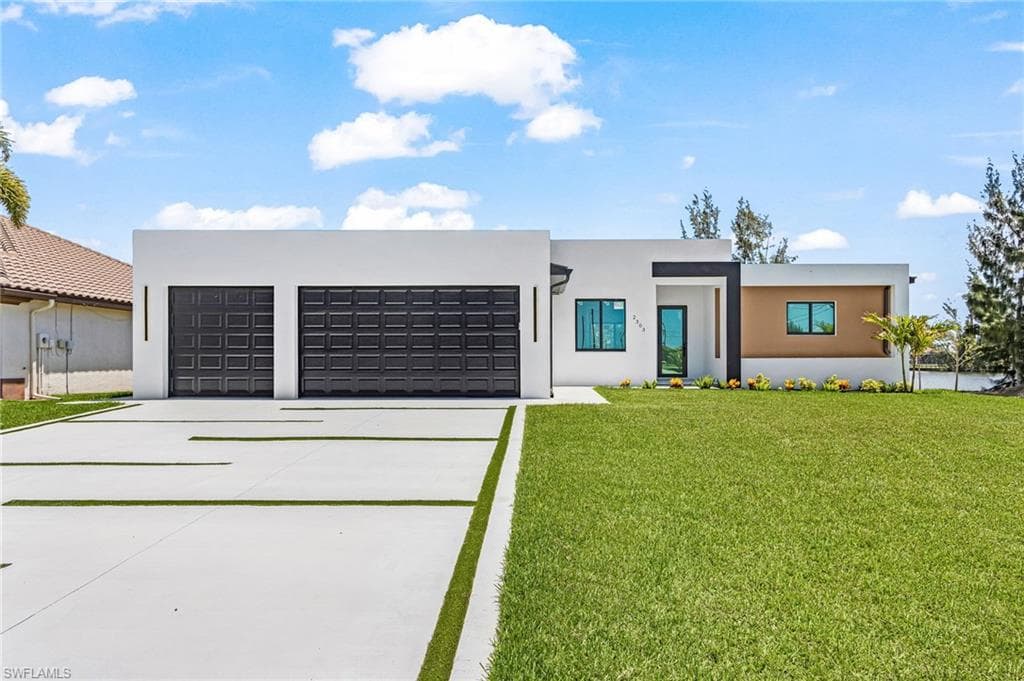 2303 35th Ave, Cape Coral