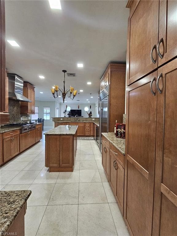 41 33rd Ave, Naples
