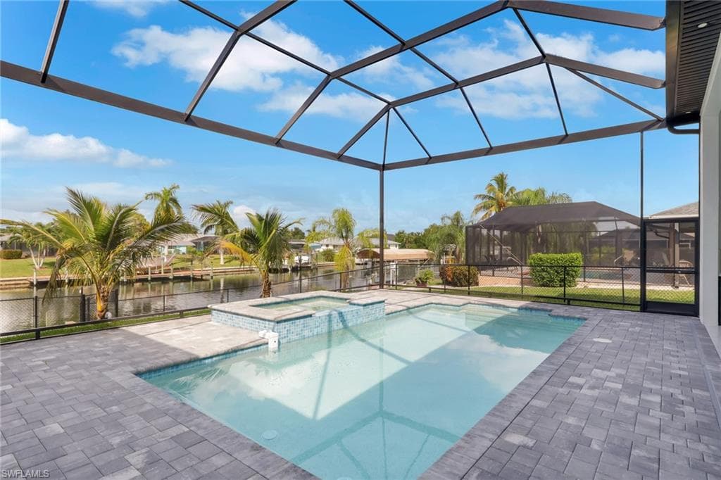 1323 17th St, Cape Coral, photo 3