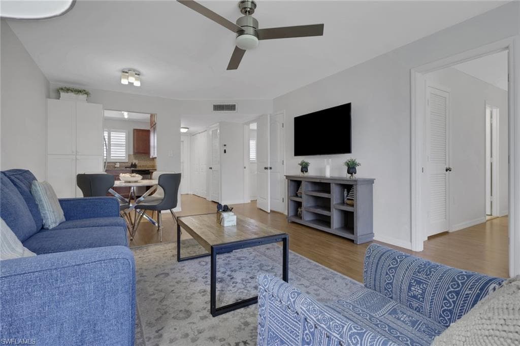 170 Turtle Lake Ct #309, Naples, photo 2