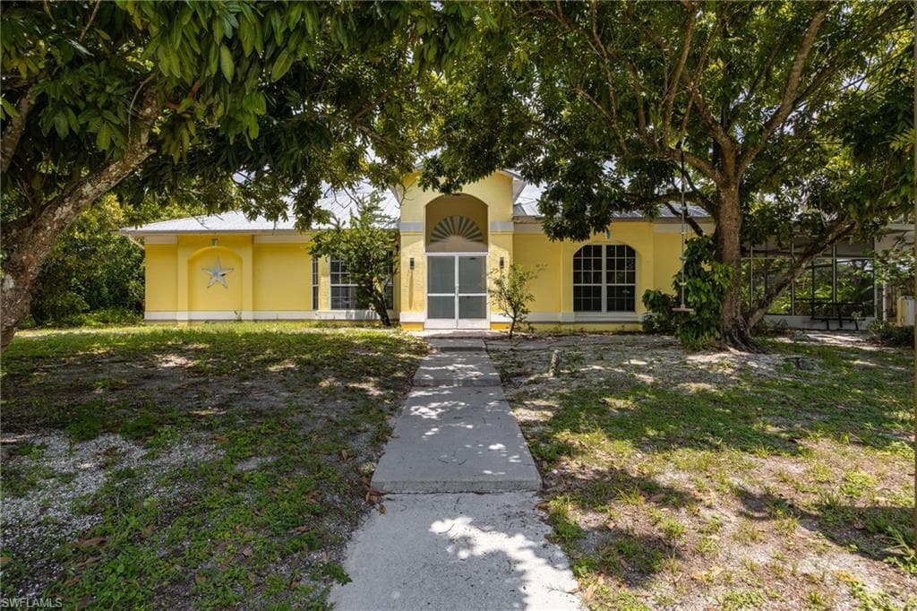 4925 Skates Cir, Fort Myers
