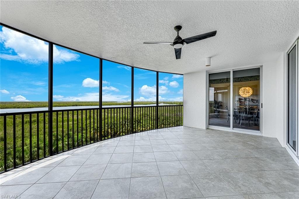 1050 Borghese Ln #605, Naples