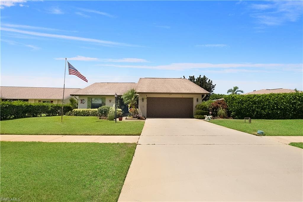 104 Brittany Ct, Naples, photo 3