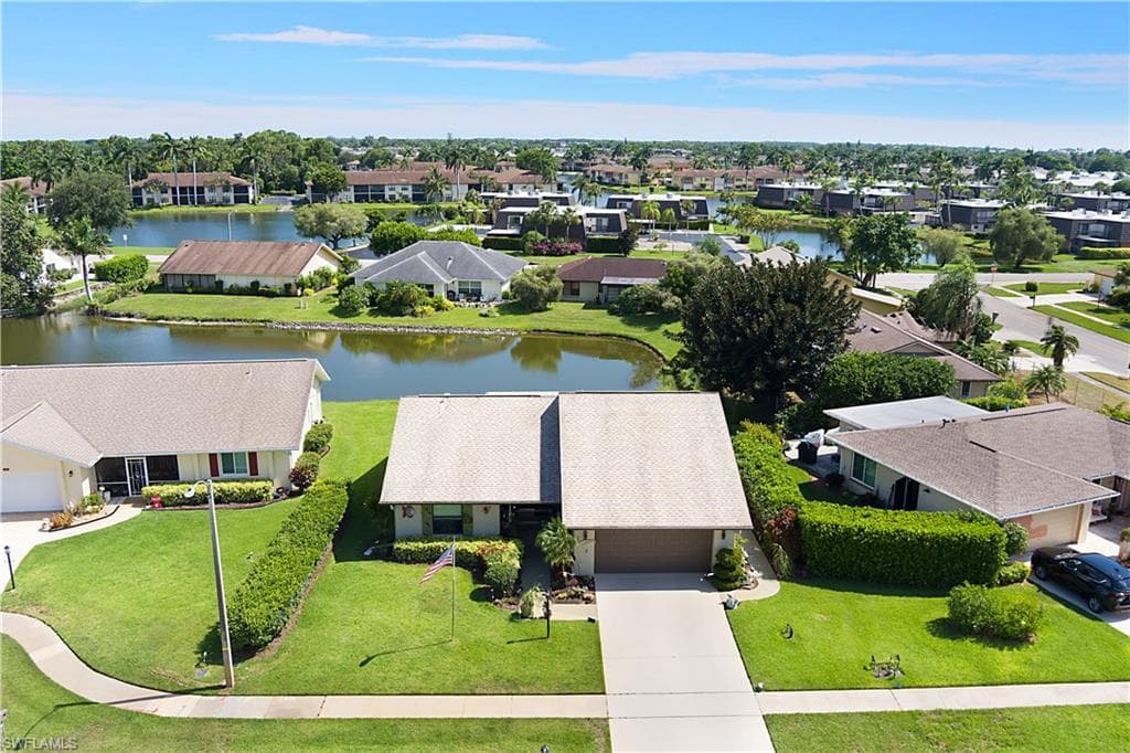 104 Brittany Ct, Riviera Colony Golf Estates