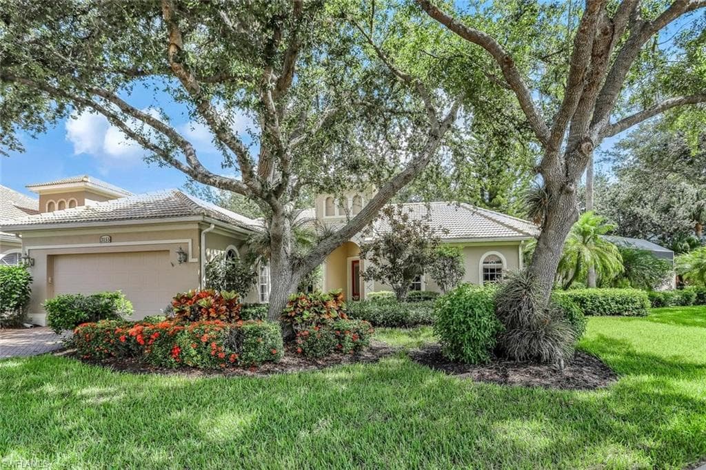 3155 Santorini Ct, Naples, photo 2