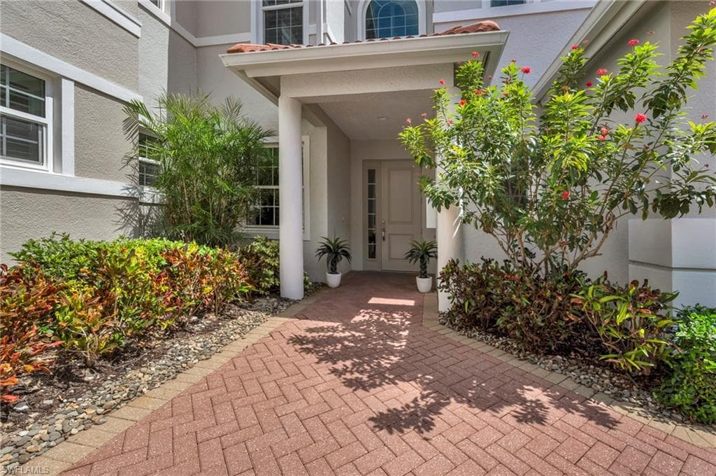 575 El Camino Real #6102, Naples, photo 2