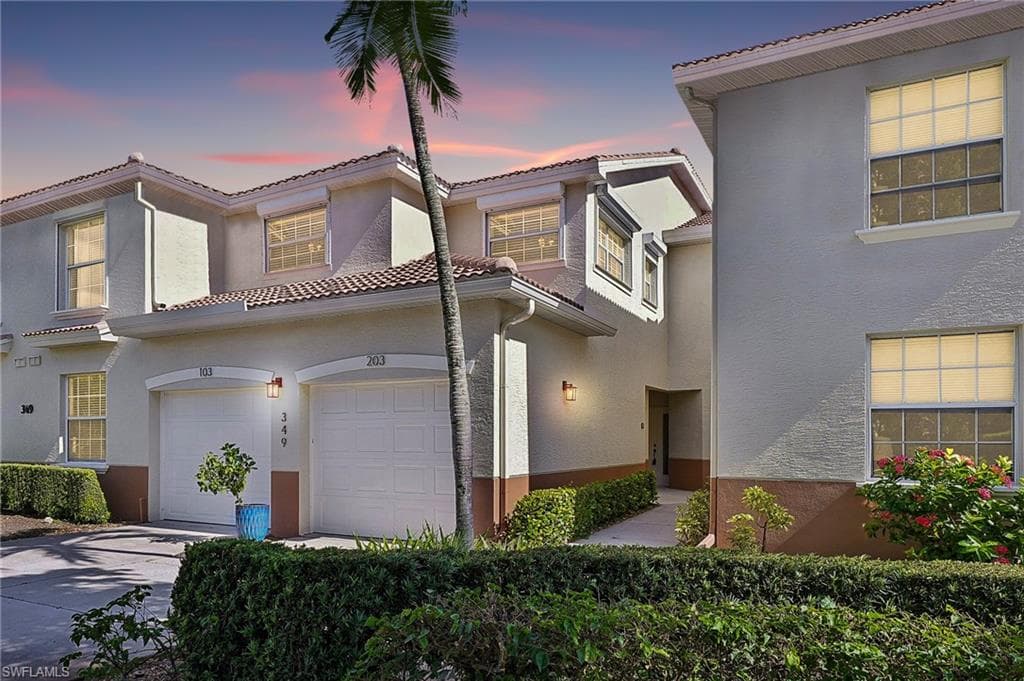 349 Dover Pl #203, Naples