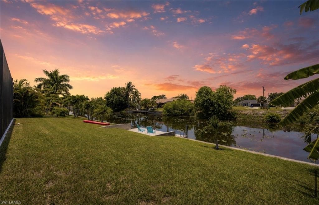 207 Gleason Pkwy, Cape Coral, photo 3