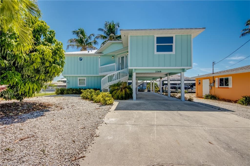 2360 Oleander St, St. James City, photo 2