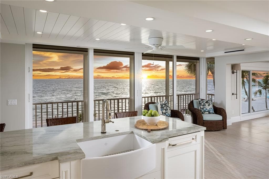 1285 Gulf Shore Blvd #3b, Naples, photo 3