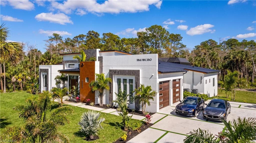 390 3rd St, Naples, photo 2