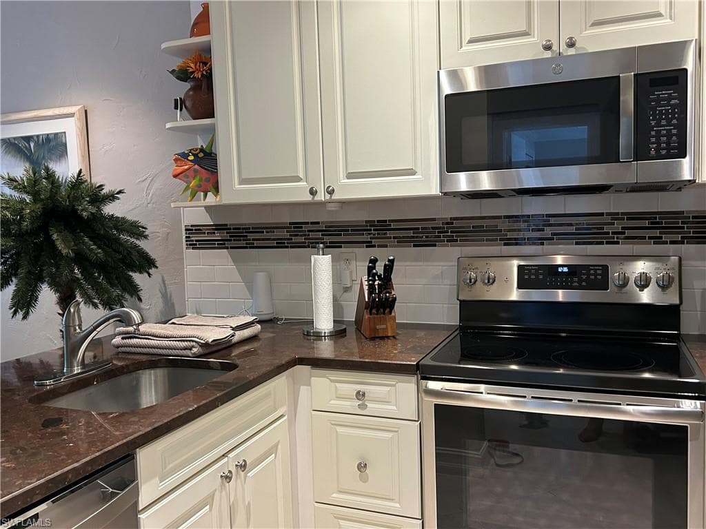 3321 Olympic Dr #625, Naples, photo 3