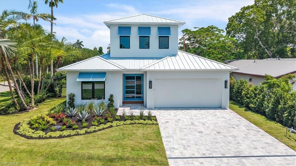 1009 29th Ave, Naples