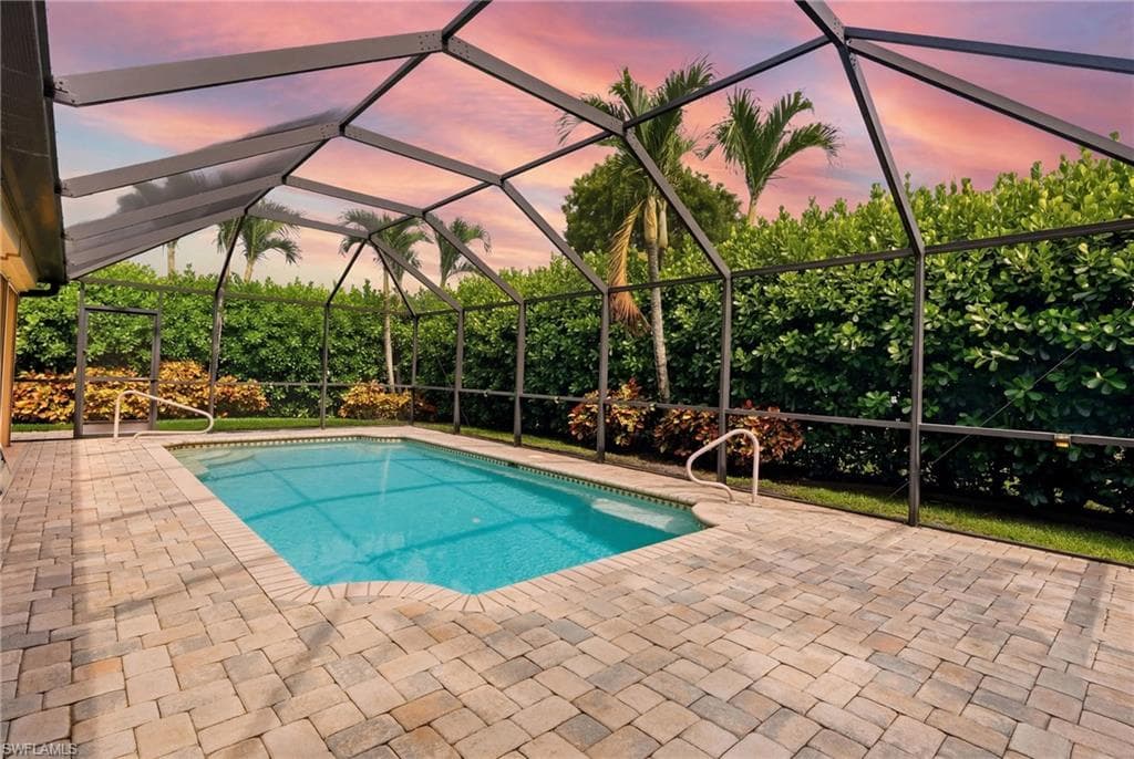 8185 Breton Cir, Fort Myers, photo 2