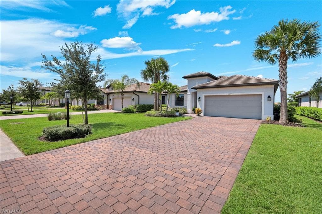 18271 Ridgeline Dr, Estero, photo 2