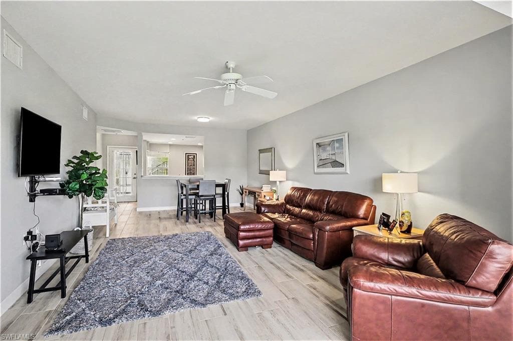3031 Horizon Ln #2303, Naples, photo 2