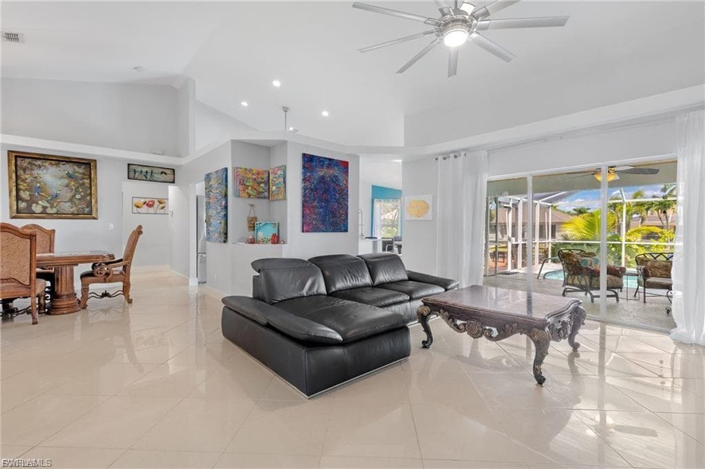 2101 29th Ter, Cape Coral, photo 2
