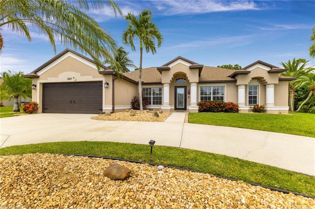 1927 Savona Pkwy, Cape Coral, photo 3