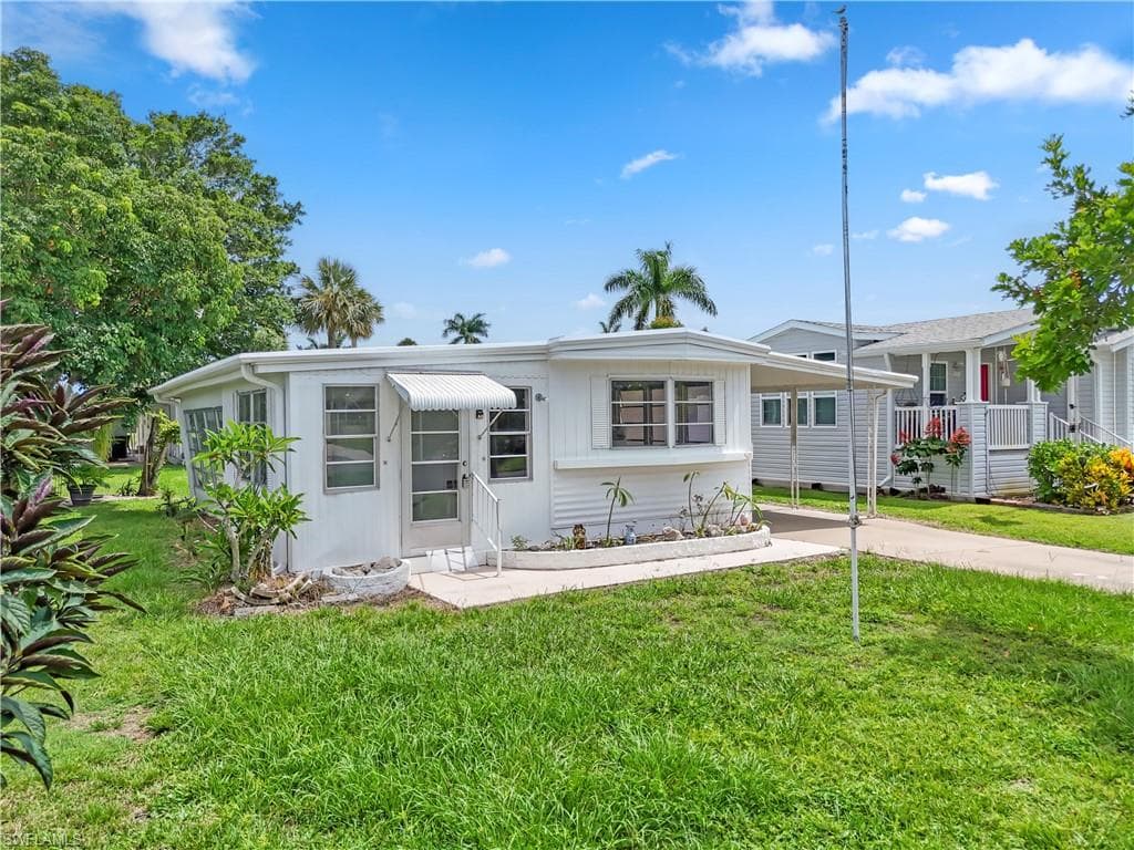 510 Menton Ln, Naples, photo 2
