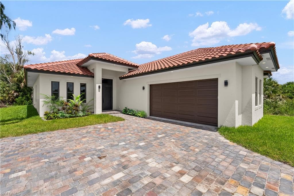 4335 Wilson Blvd, Naples
