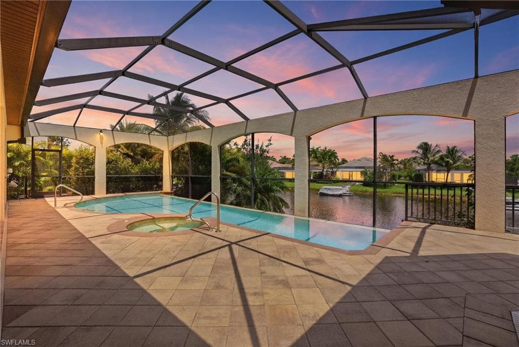 3266 Runaway Ln, Naples