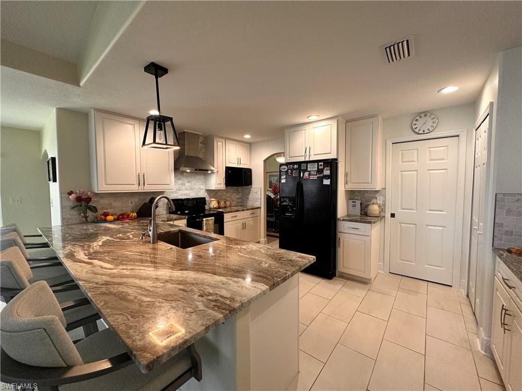 2916 Van Buren Pkwy, Cape Coral, photo 2