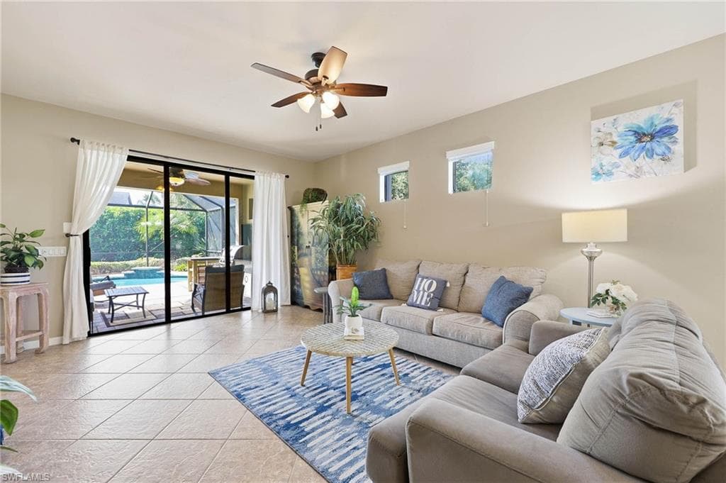 7156 Live Oak Dr, Naples