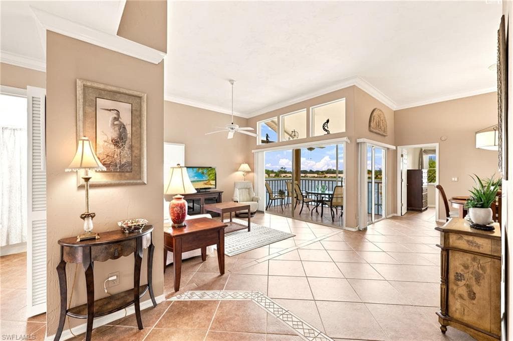 2671 Citrus Lake Dr #e306, Naples
