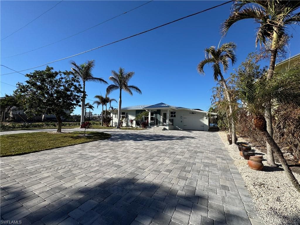 8065 Lagoon Rd, Fort Myers Beach, photo 3
